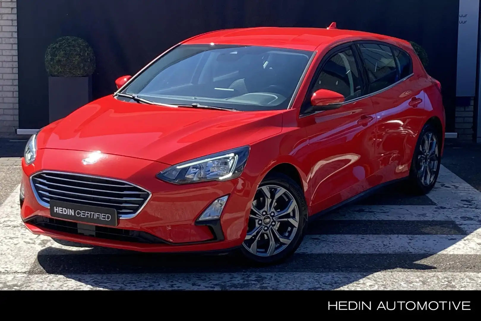 Ford Focus 1.0 EcoBoost Titanium Business Adaptief cruise con Rosso - 1