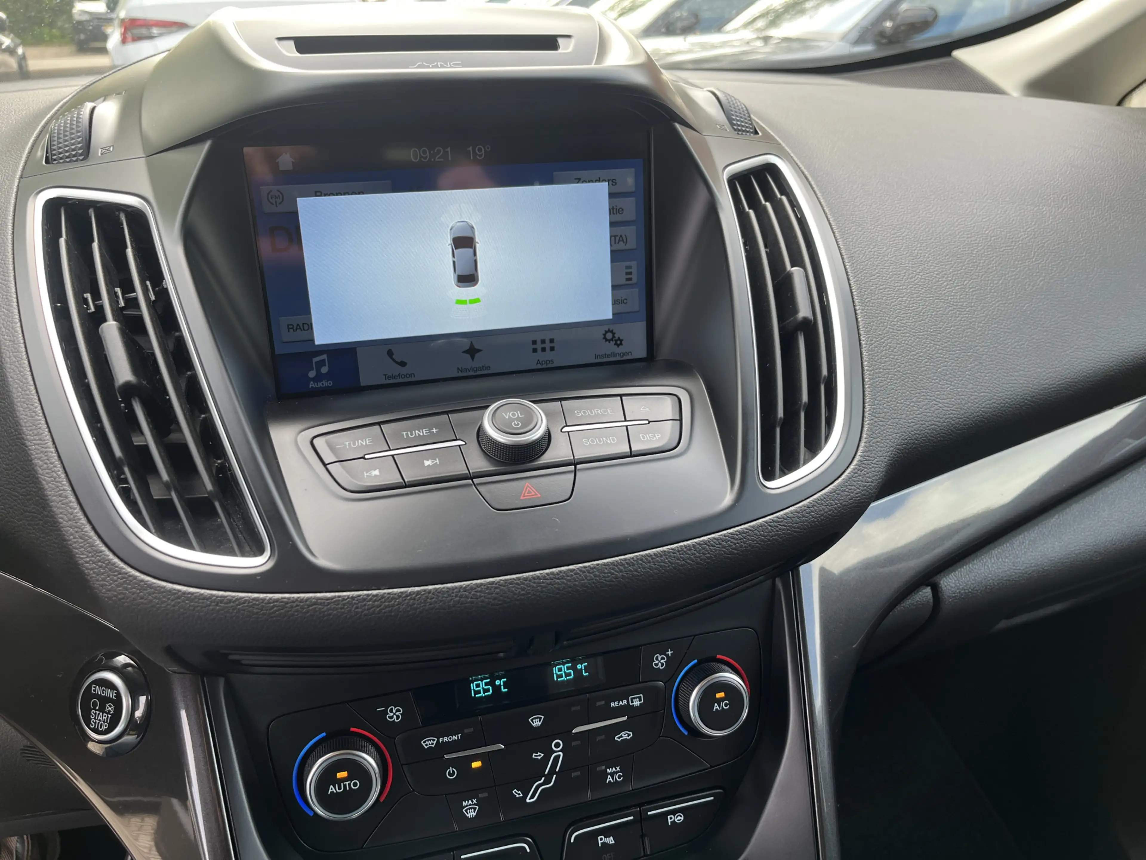 Ford Grand C-Max 1.5 Titanium 150 pk Navi Trekhaak 17" — photo 15