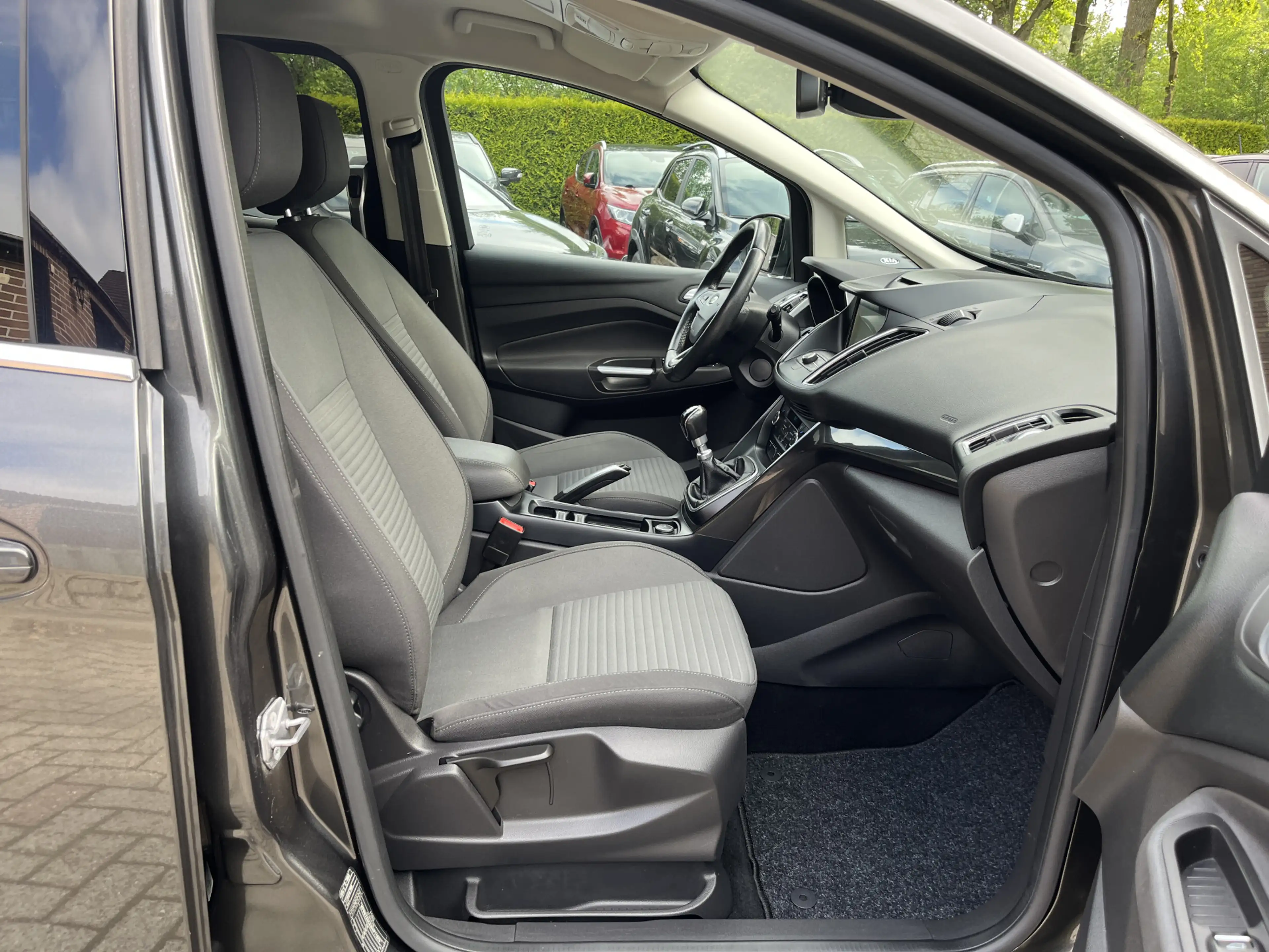 Ford Grand C-Max 1.5 Titanium 150 pk Navi Trekhaak 17" — photo 10