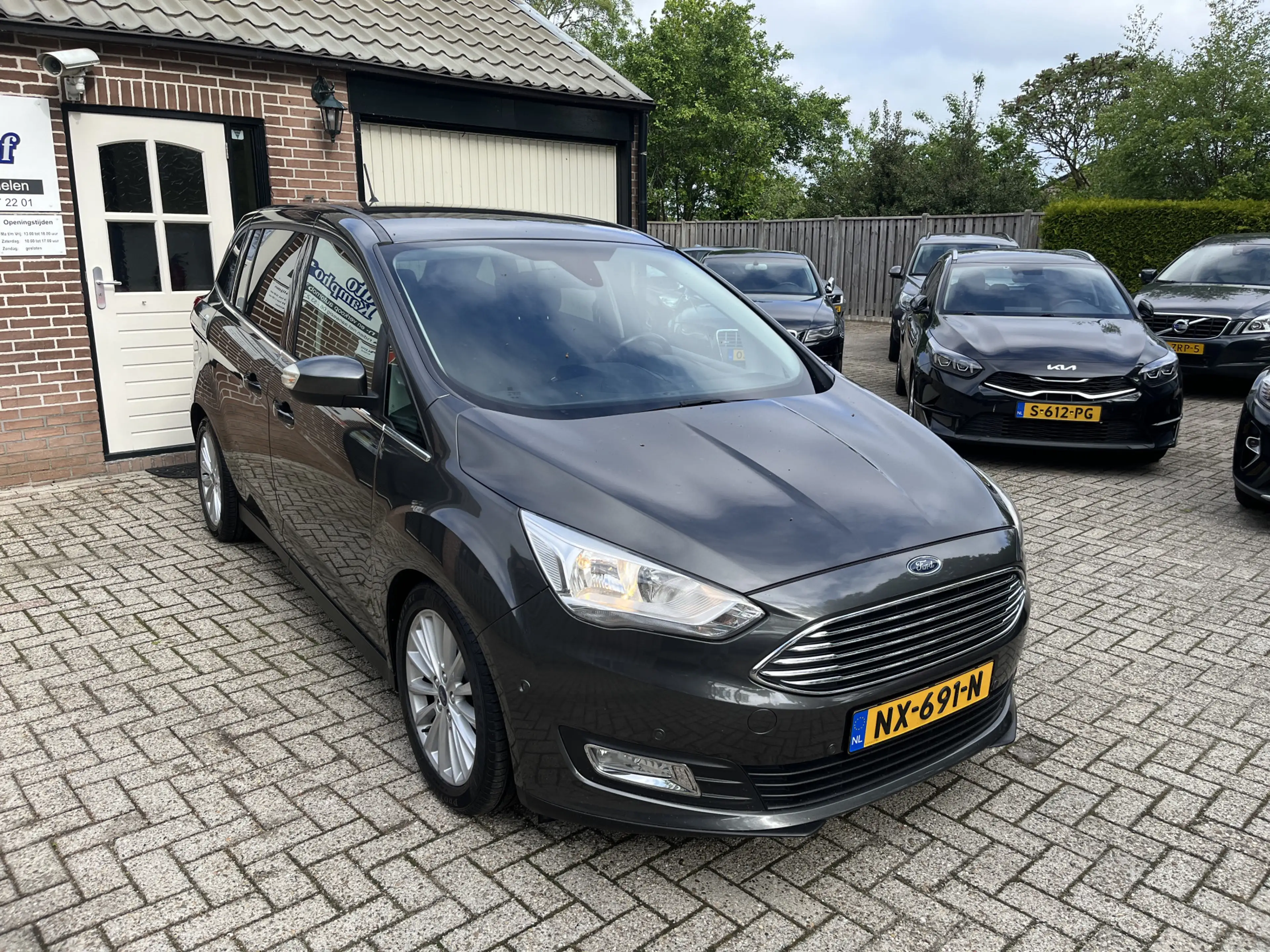 Ford Grand C-Max 1.5 Titanium 150 pk Navi Trekhaak 17" — photo 4