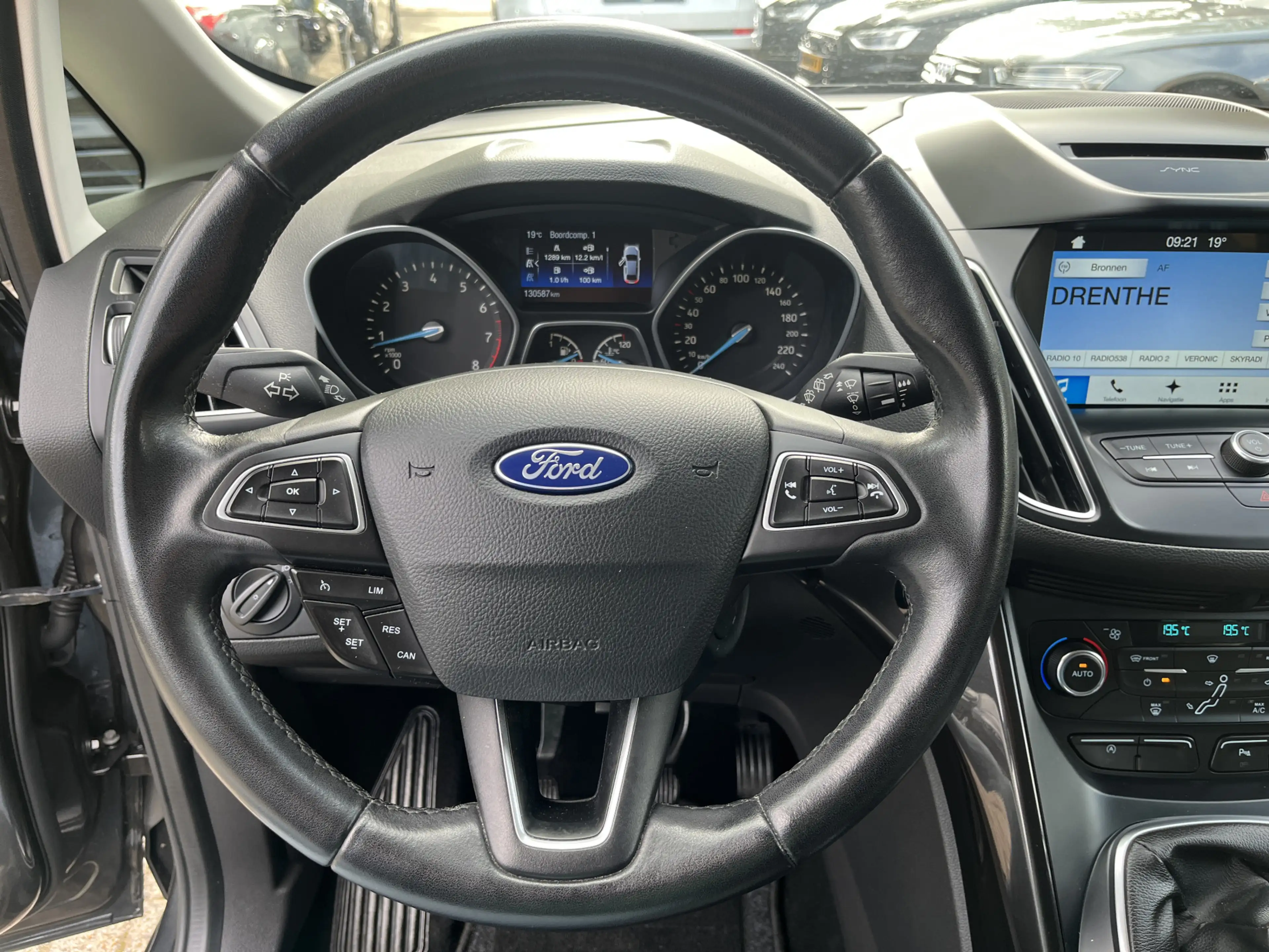 Ford Grand C-Max 1.5 Titanium 150 pk Navi Trekhaak 17" — photo 17