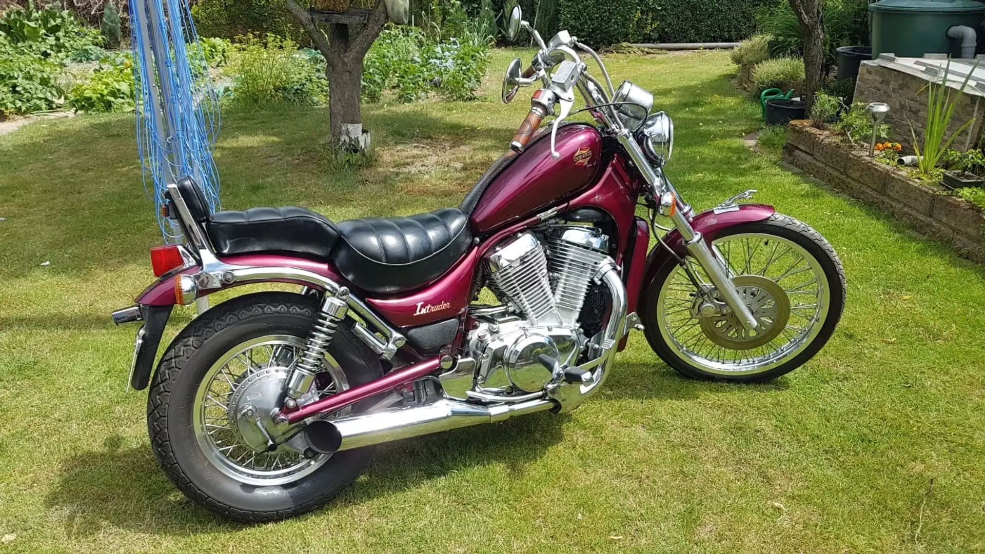 Suzuki Intruder C Roşu - 2