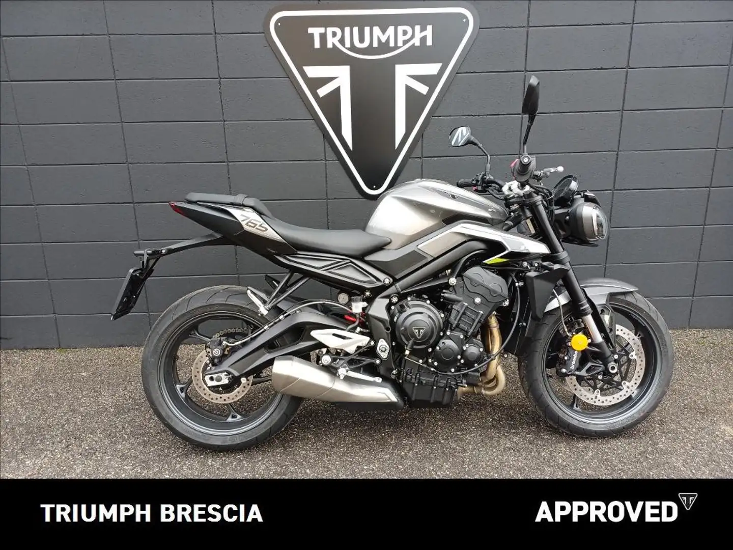 Triumph Street Triple 765 R Grijs - 1