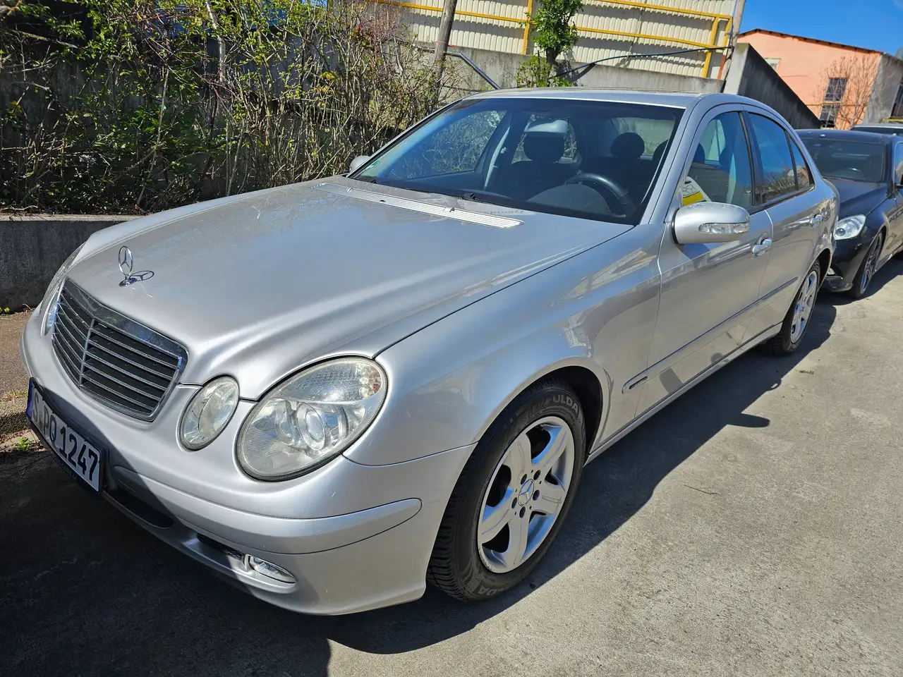 Mercedes-Benz E 200