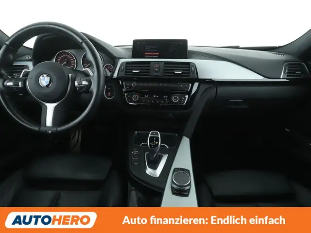 BMW 3 Series view 12