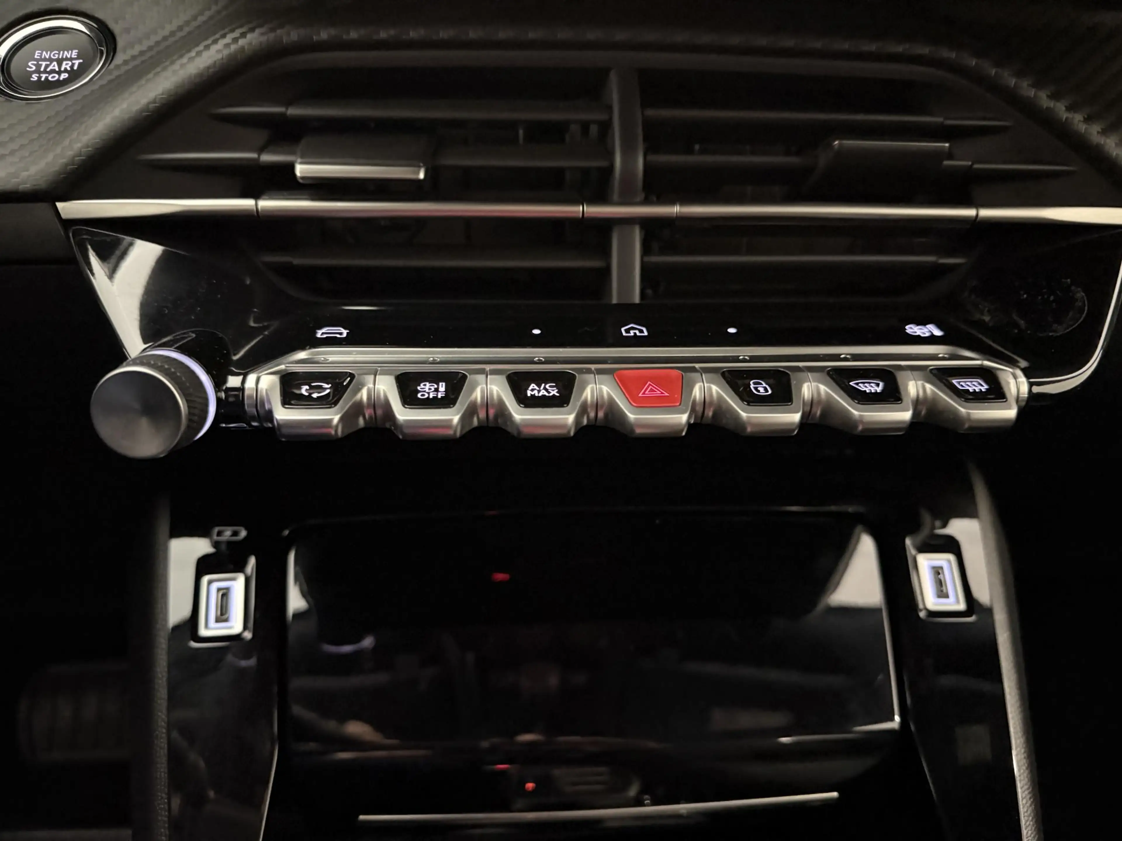 Peugeot 2008 1.2 Hybrid 145 Allure | 360 Camera | Dodehoek Herk — photo 15