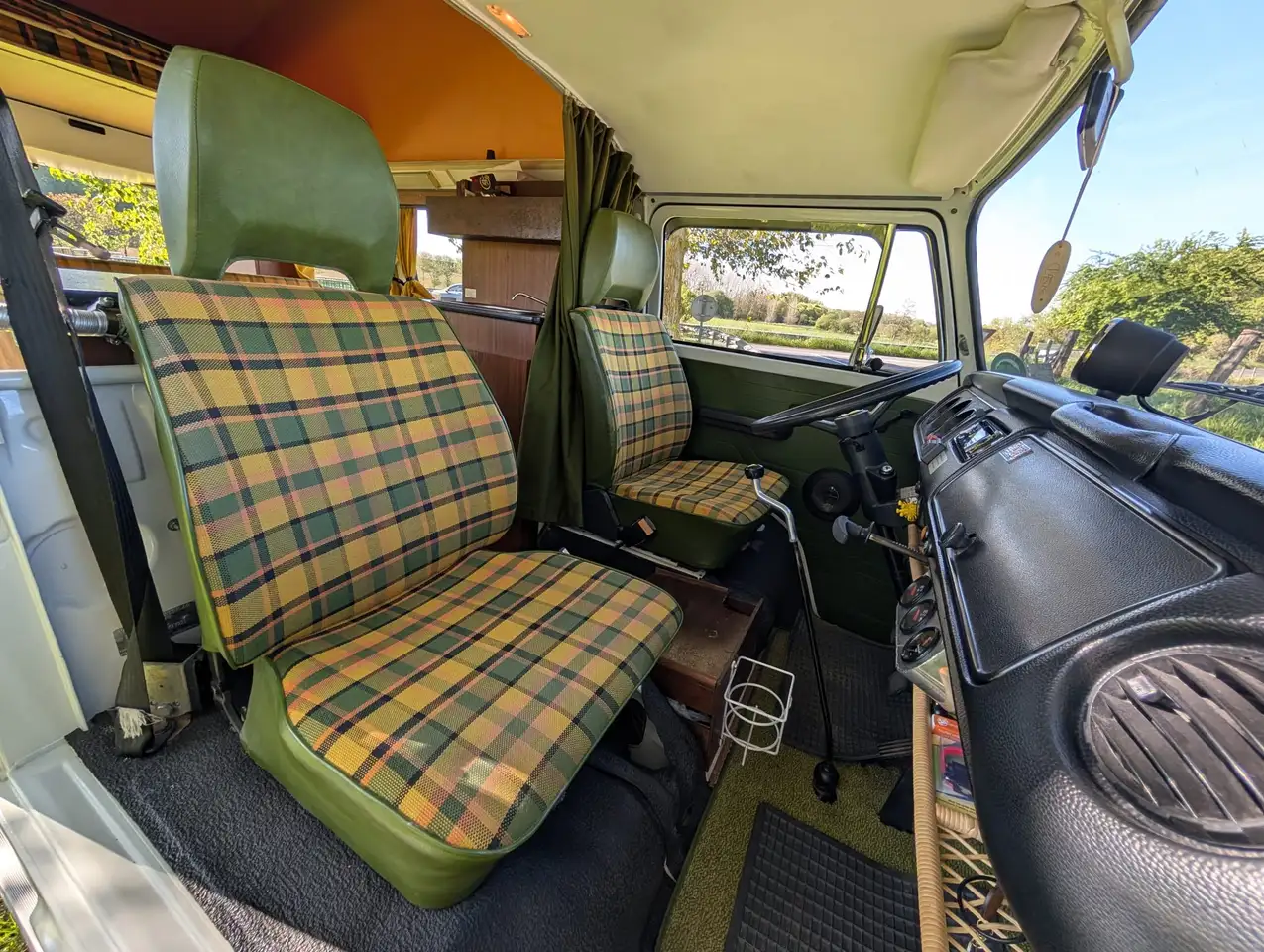 Volkswagen T2, foto 2