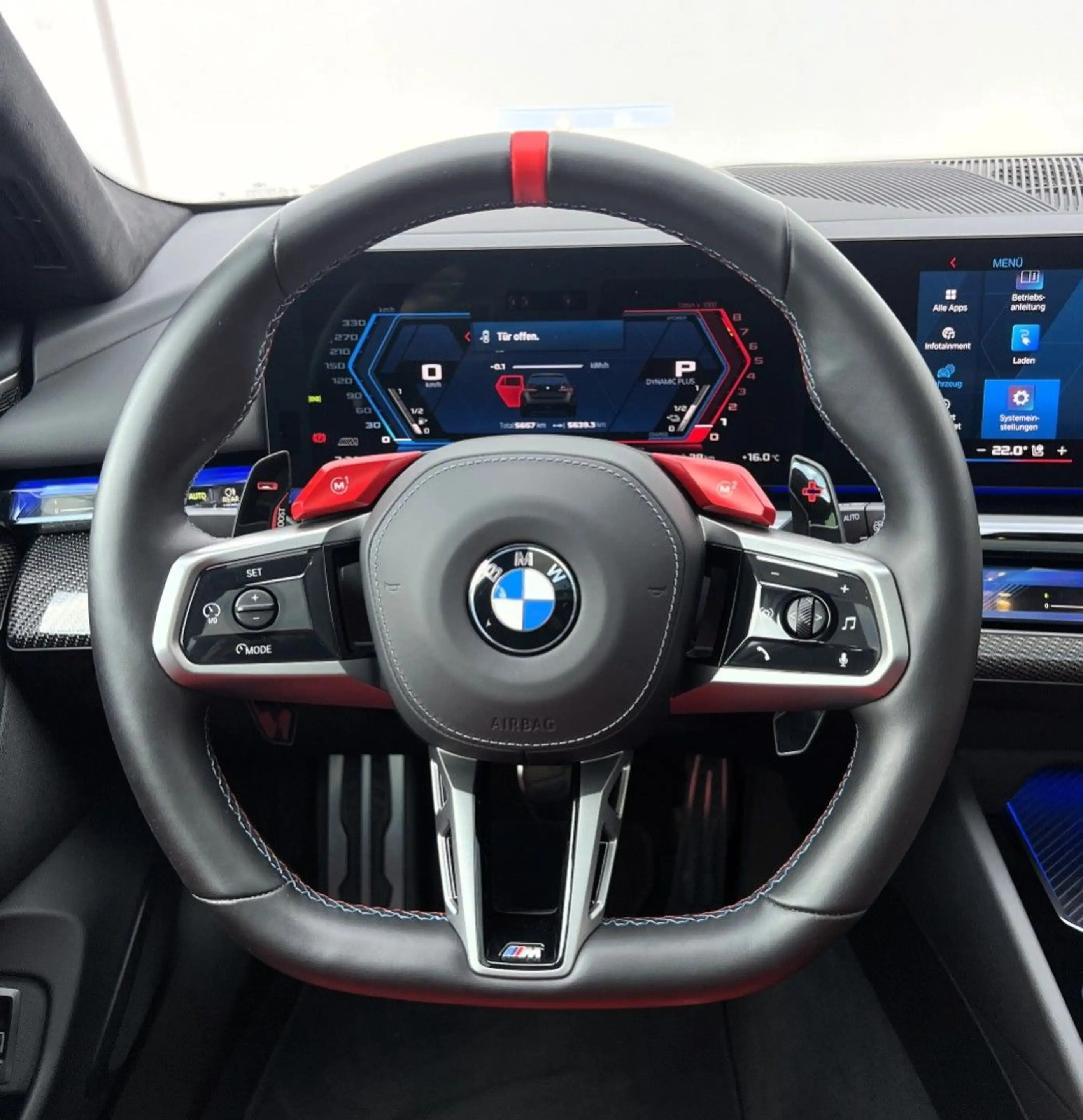 BMW M5 Touring °Frozen°Driving Prof.°Panorama° — photo 11
