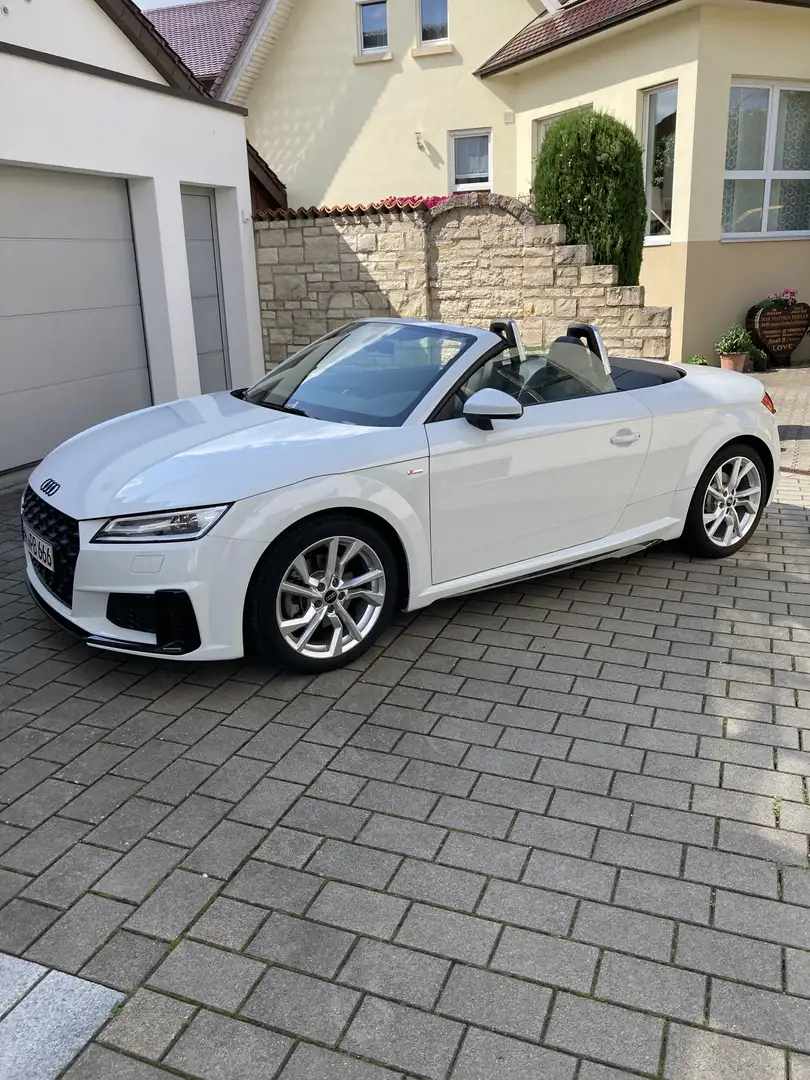 Audi TT Roadster 40 TFSI  S line NAV, SHZ Weiß - 1