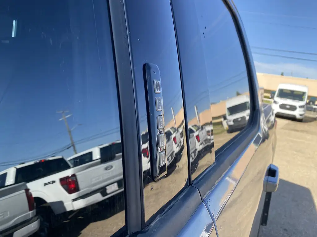 2022 Ford F-150 SuperCrew Lariat SuperCrew 145 | 4X4 | Remote Start | Rear P — photo 6