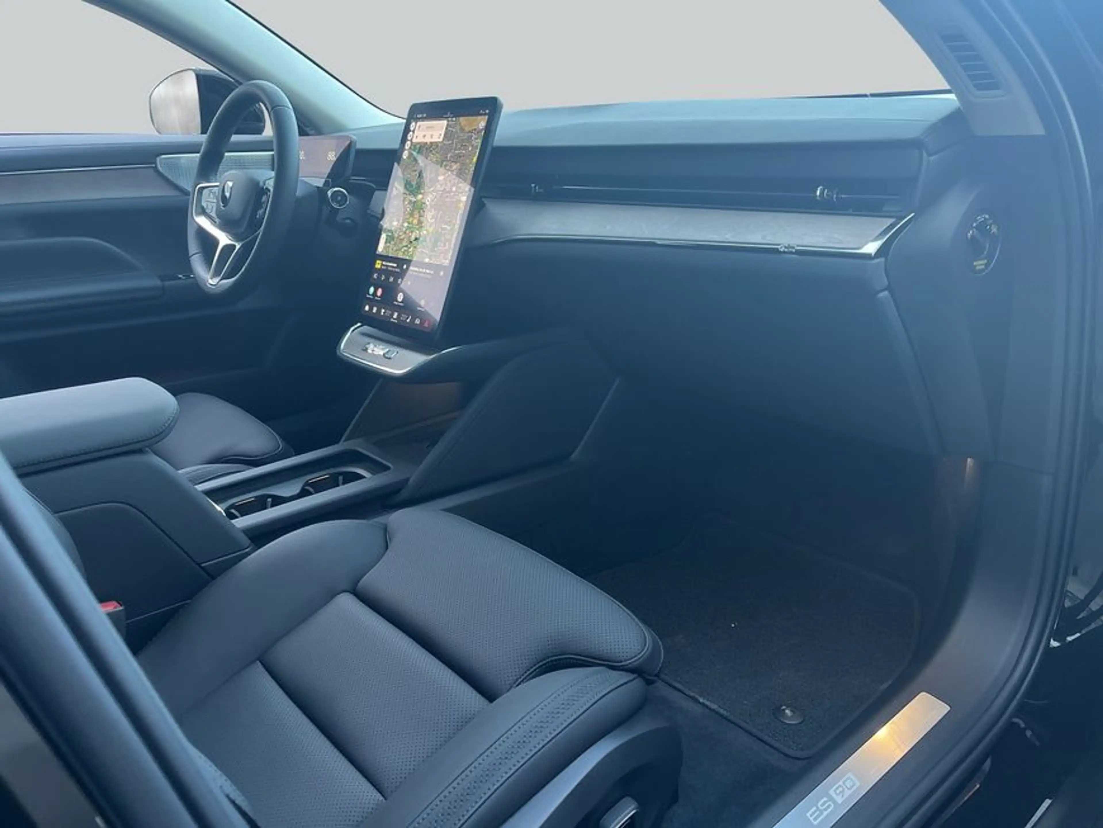 Volvo ES90 Single Motor RWD Ultra — photo 13