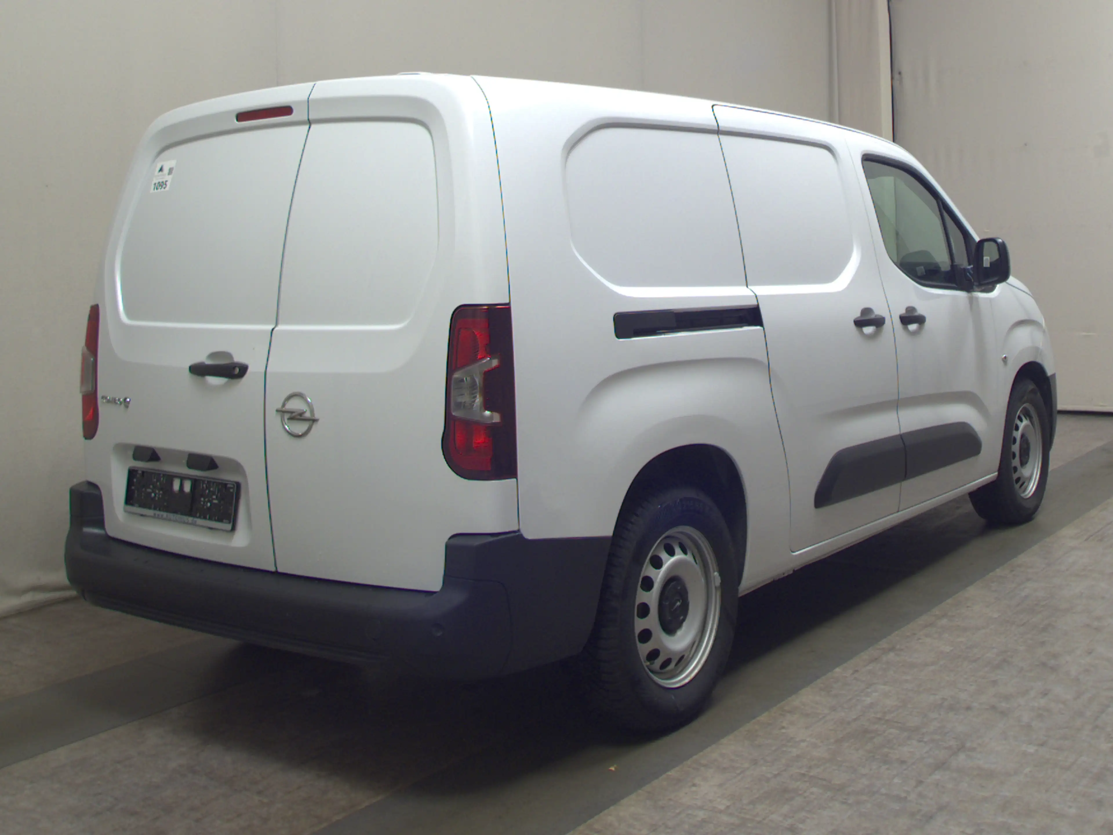 Opel Combo-e Cargo Carplay PDC BT — photo 4