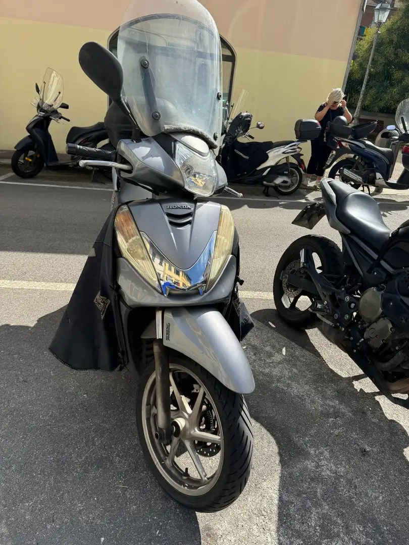 Honda SH 300 - 2