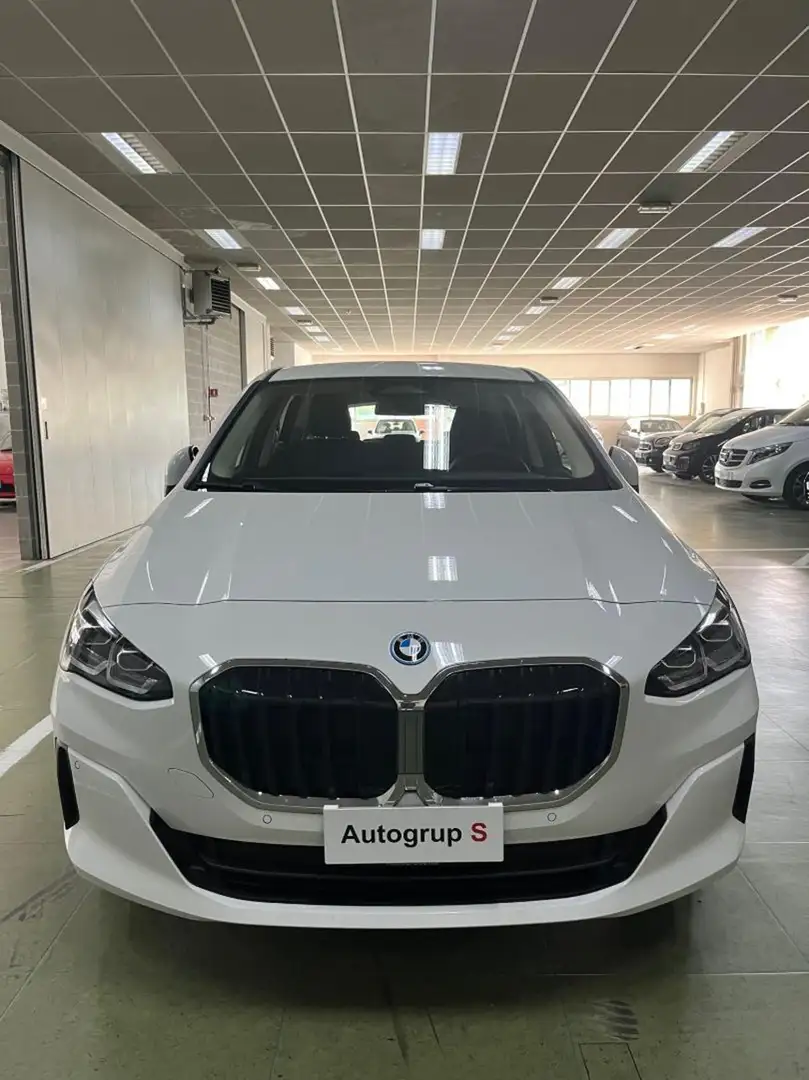 BMW 225 e xDrive Active Tourer Bianco - 2