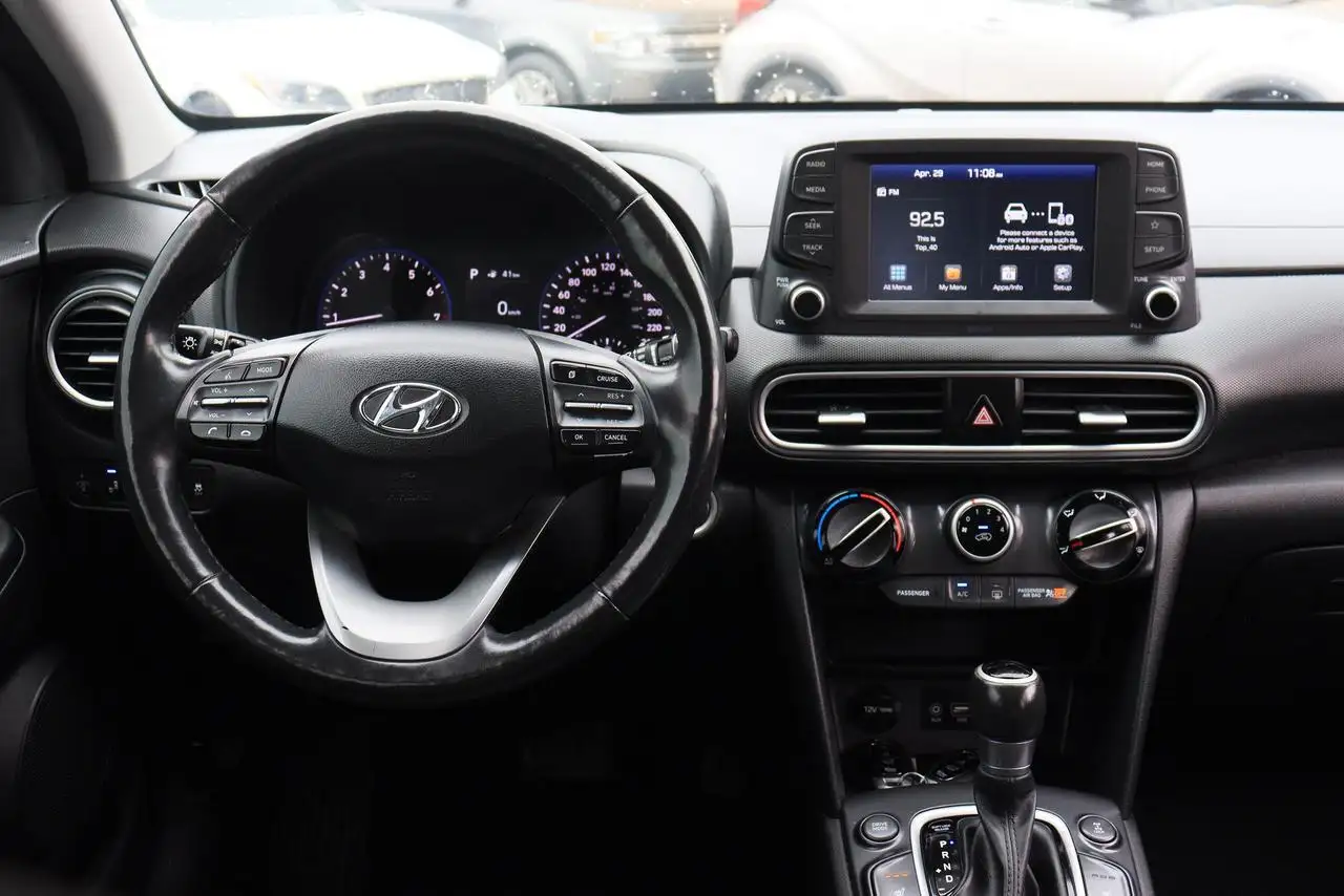 Hyundai KONA снимка Hyundai KONA