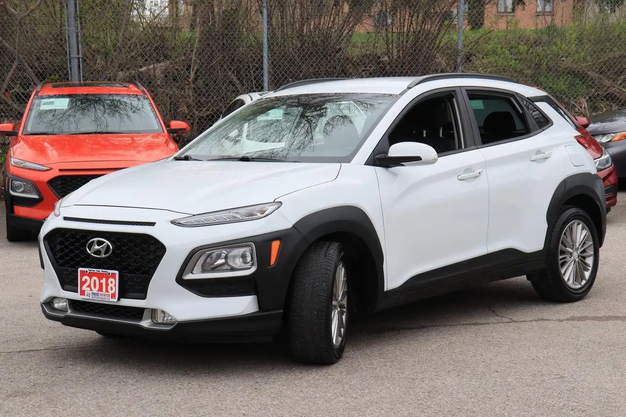 Hyundai KONA снимка Hyundai KONA