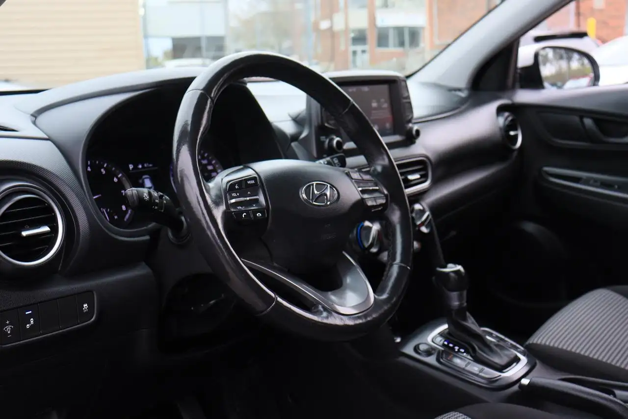 Hyundai KONA снимка Hyundai KONA