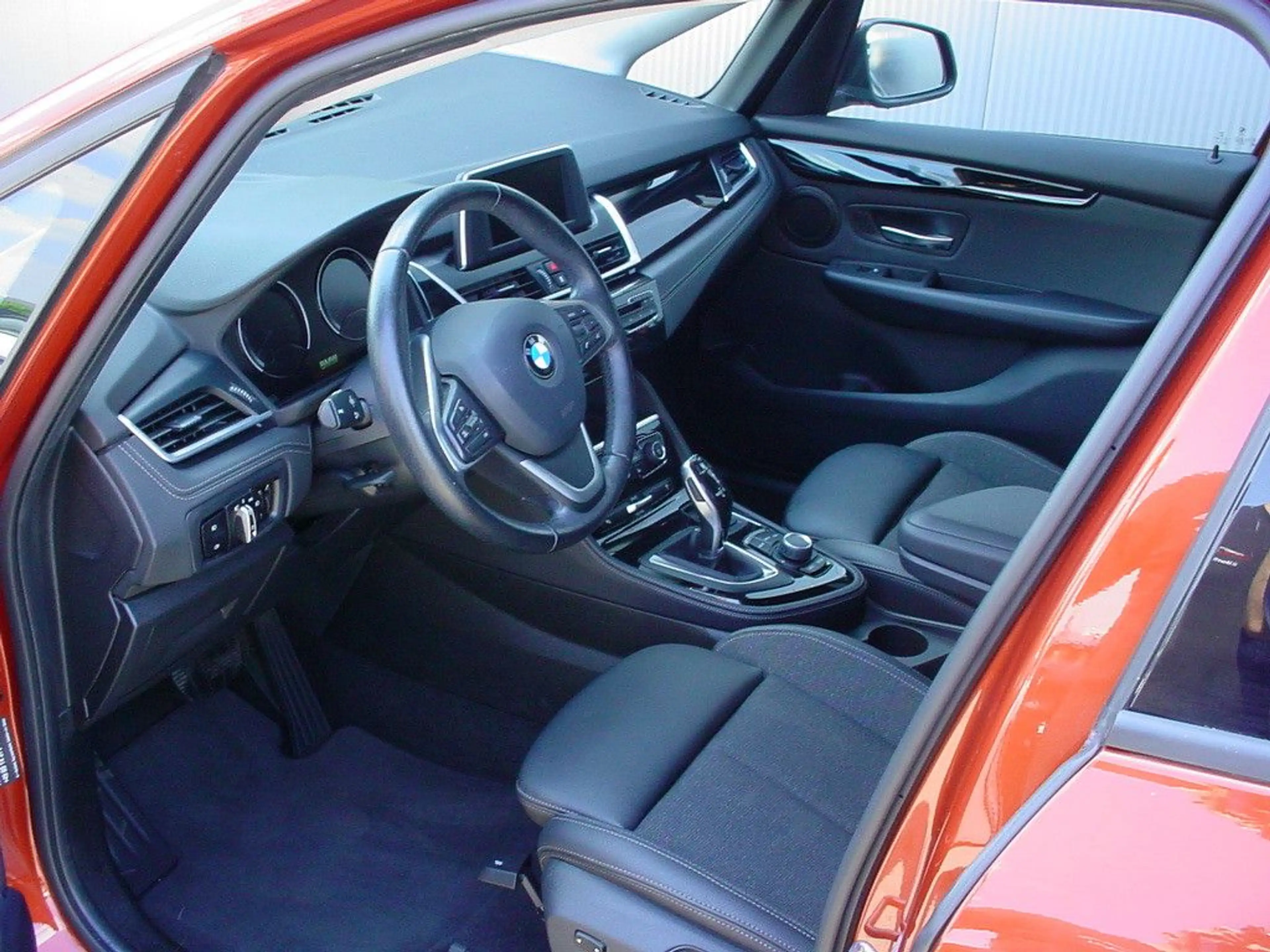 BMW 216 216dA Sport Line*LED*Navi*Kamera* — photo 5