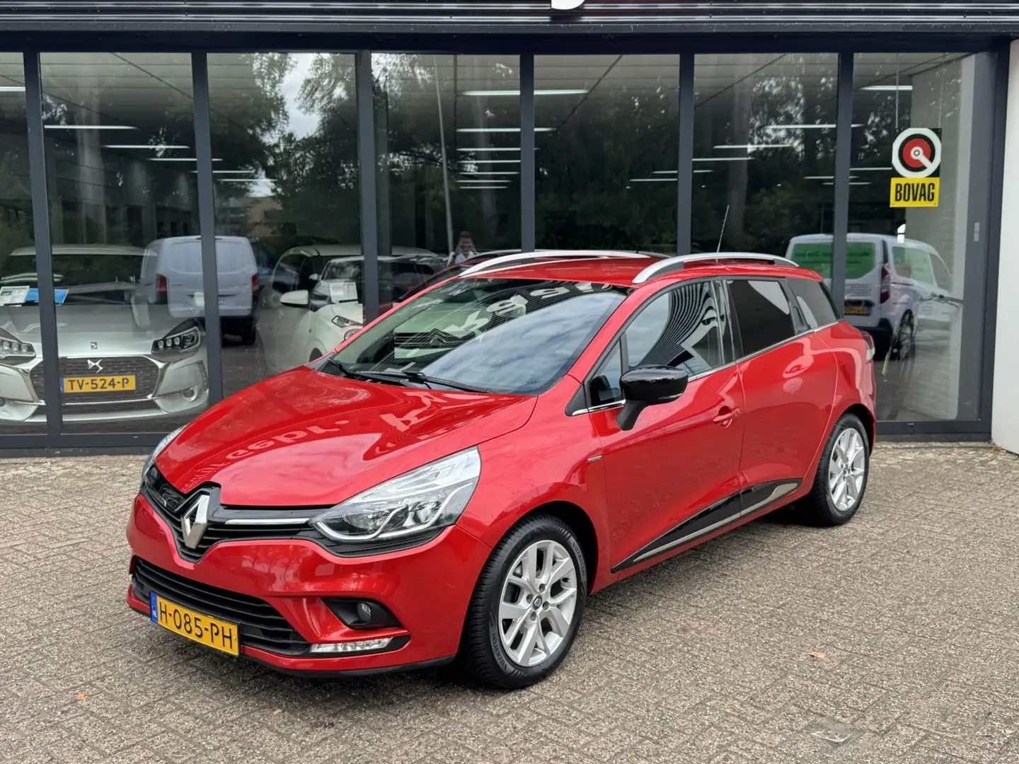 Renault Clio Estate 0.9 TCe Limited*Navi*ECC* Rood - 2