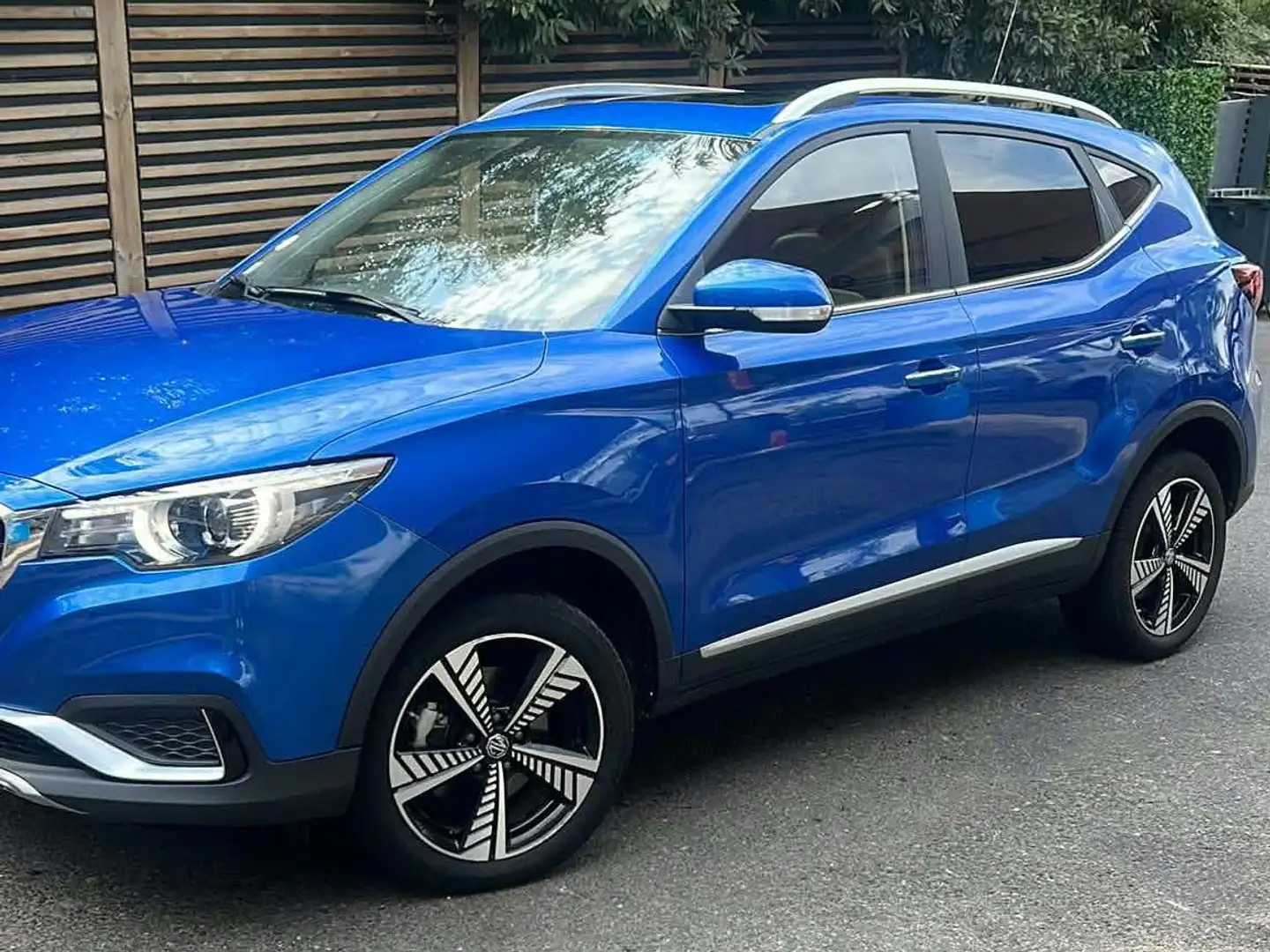 MG ZS MG Mg Zs EV Luxury 45 kWh (automatique) Azul - 1