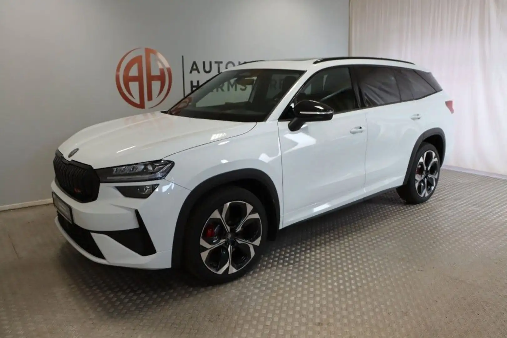 Skoda Kodiaq 2.0 TSI  4x4 RS Pano AHK StHz HeadUp Wit - 2