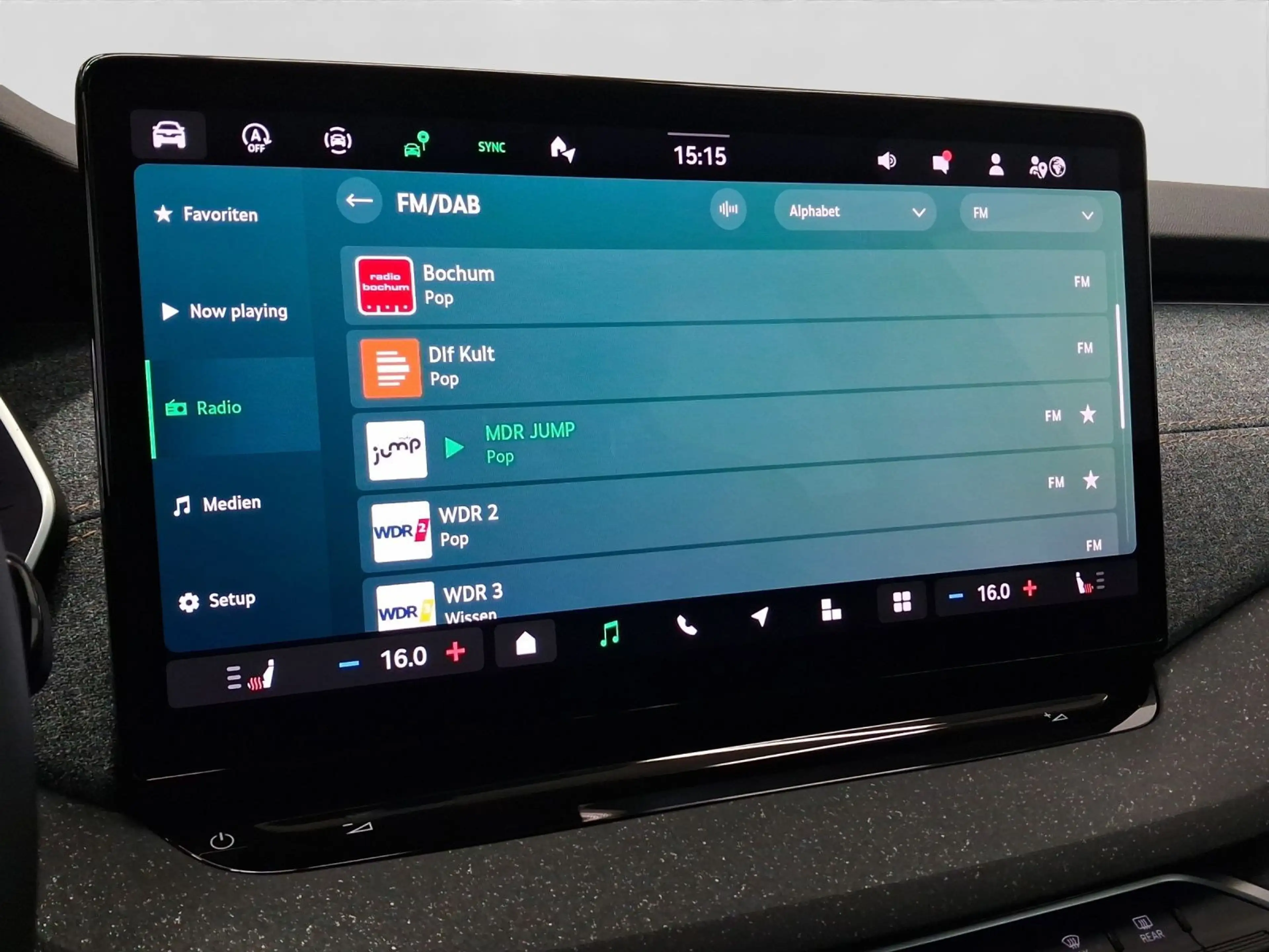 Skoda Octavia Combi 2.0 TDI DSG TOUR NAVI AREA-VIEW AC — photo 14