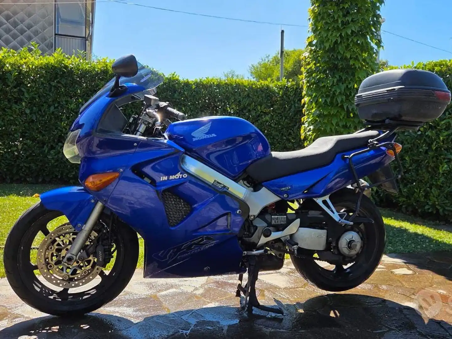 Honda VFR 800 vfr 800 fi Modrá - 1