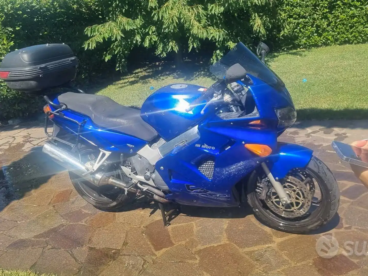Honda VFR 800 vfr 800 fi Modrá - 2
