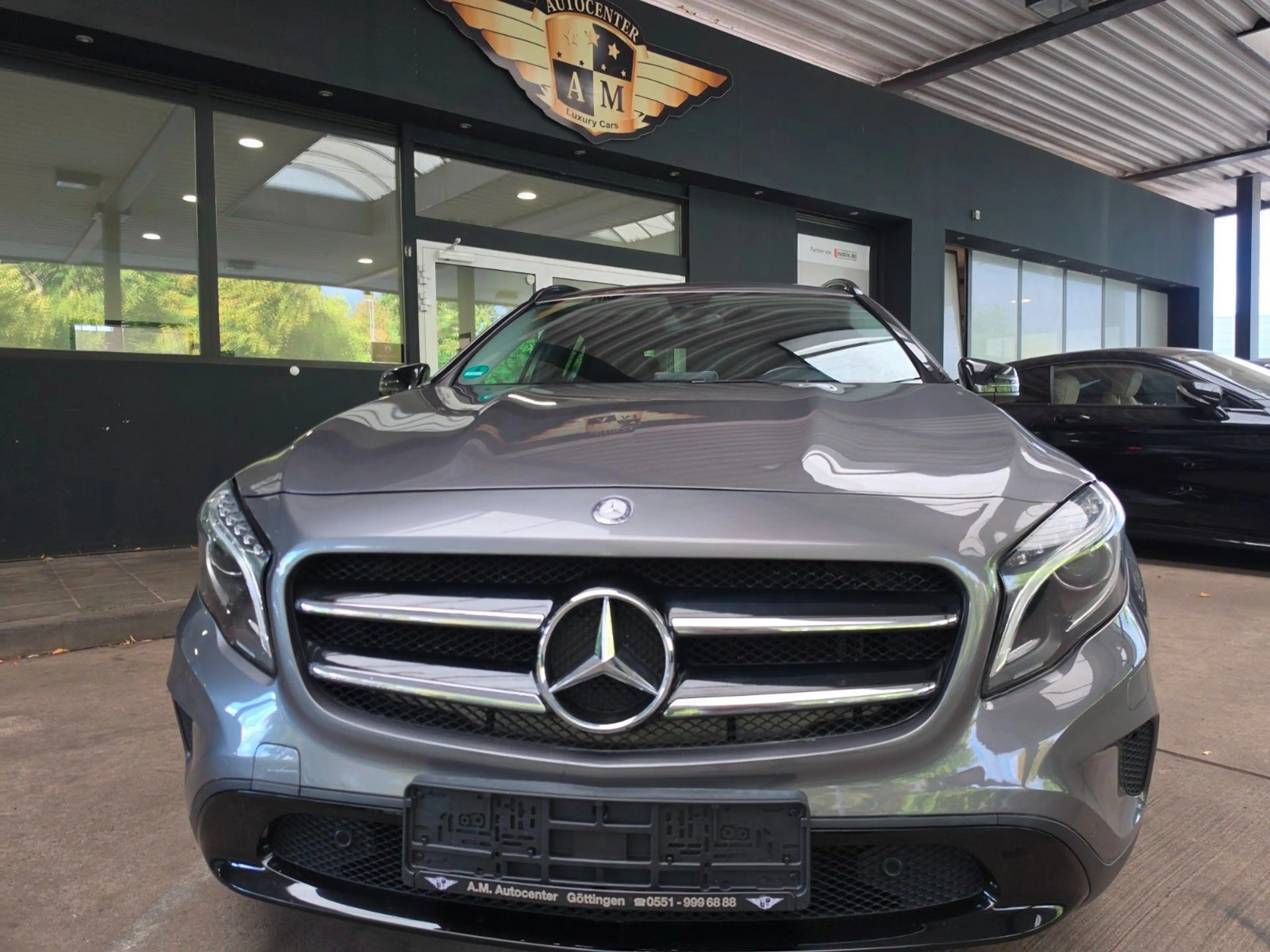 Mercedes-Benz GLA 180 Urban Night/Metallic/Navi/PARK/LM-18" — photo 6