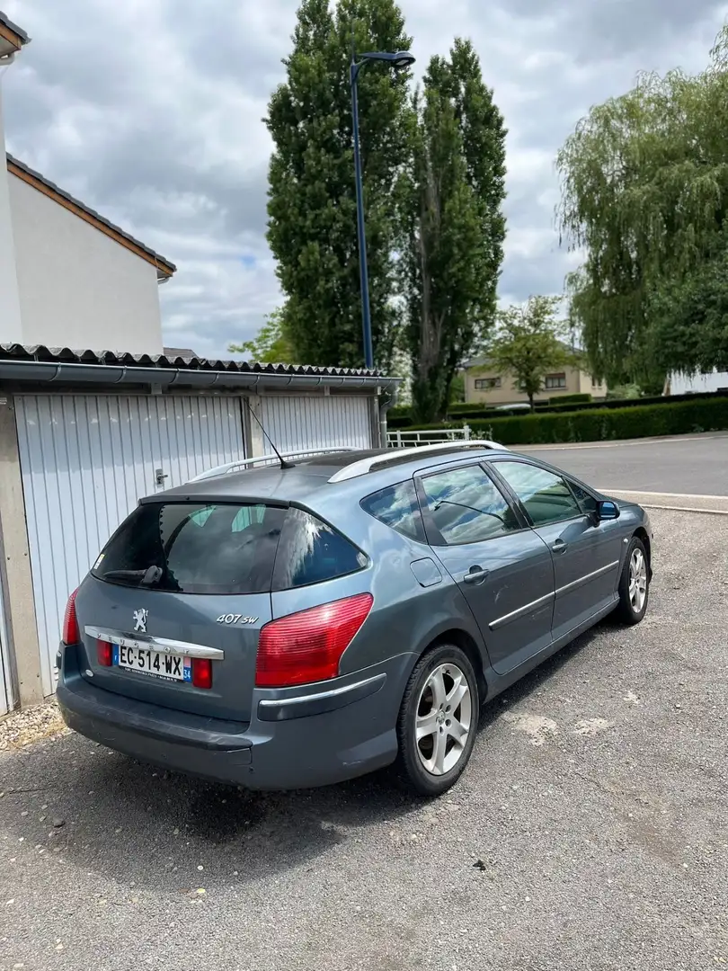 Peugeot 407 SW 2.0 HDi 16v Exécutive FAP Bleu - 2