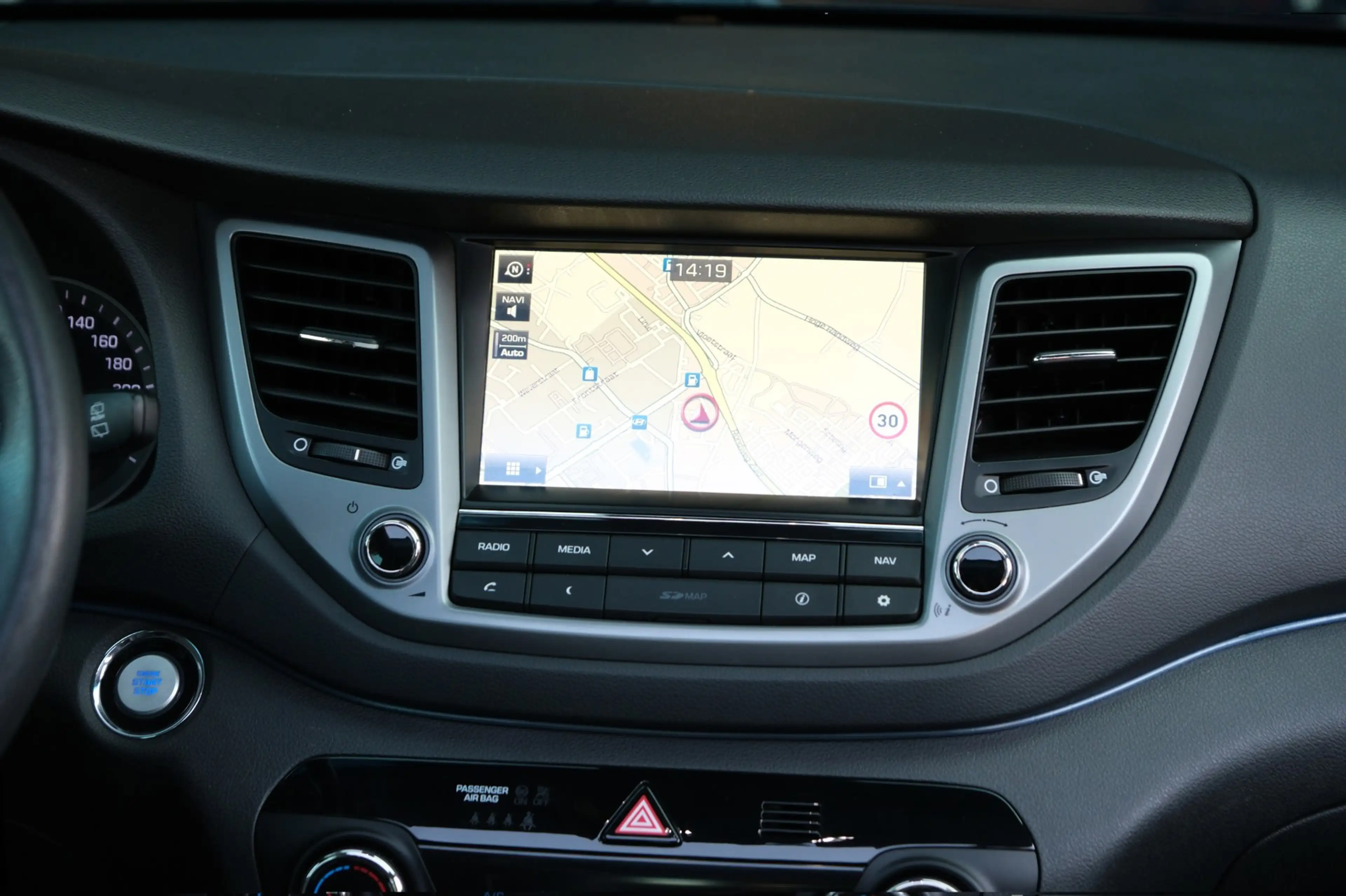 Hyundai TUCSON 1.6 T-GDi 4WD *PANORAMADAK* Leder/Afn. Trekhaak/Na — photo 10