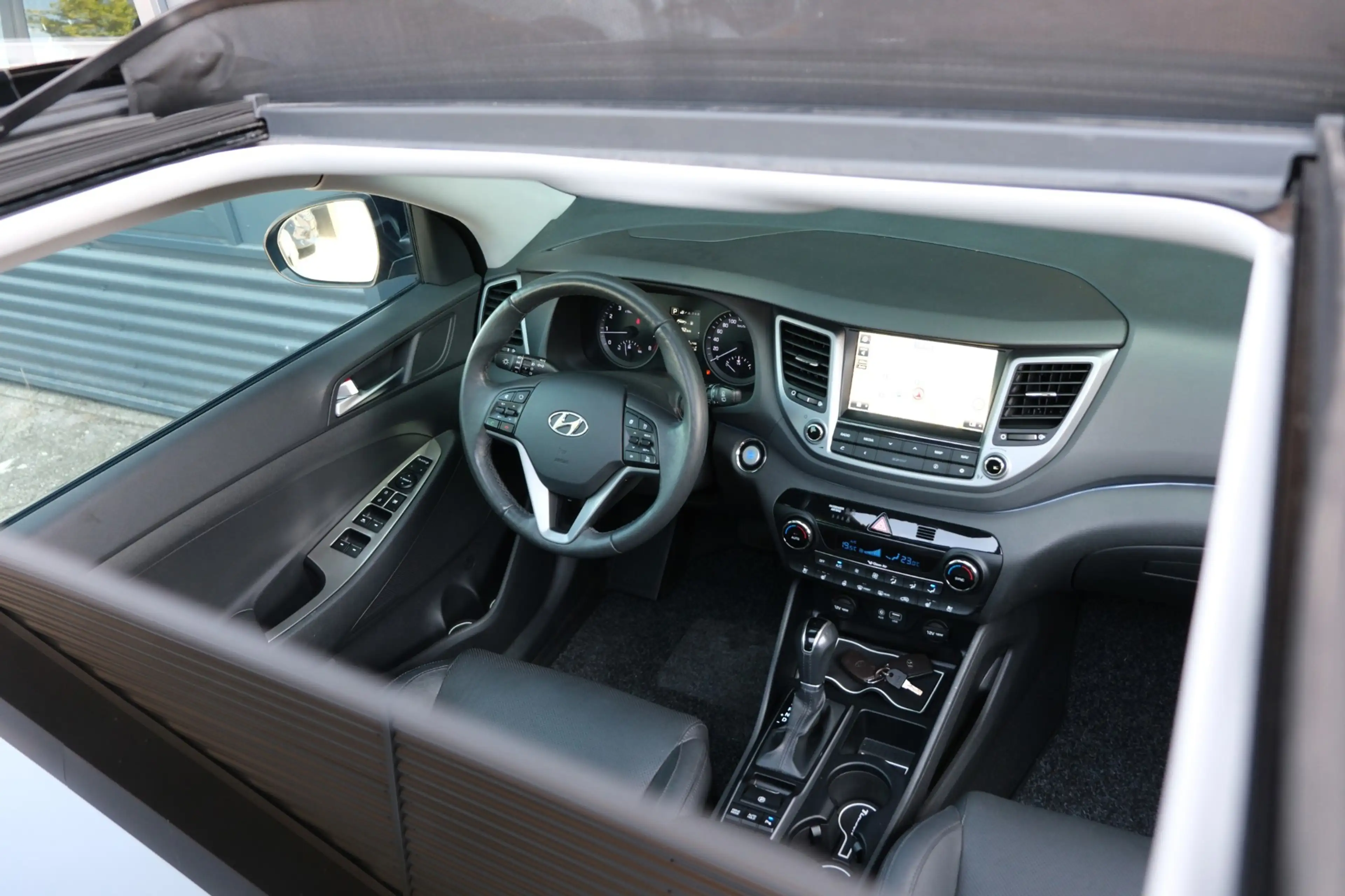 Hyundai TUCSON 1.6 T-GDi 4WD *PANORAMADAK* Leder/Afn. Trekhaak/Na — photo 5