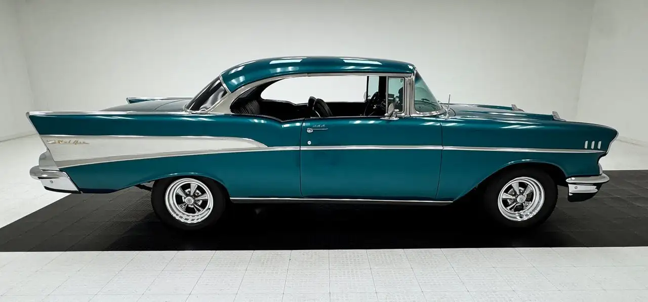 Chevrolet Bel Air 2-Door Hardtop, foto 6