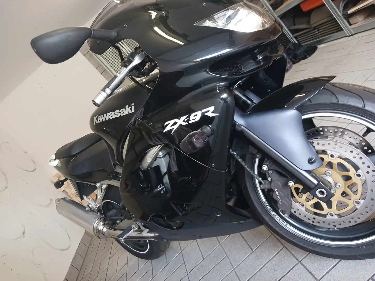 Kawasaki Ninja ZX-9R Noir - 1