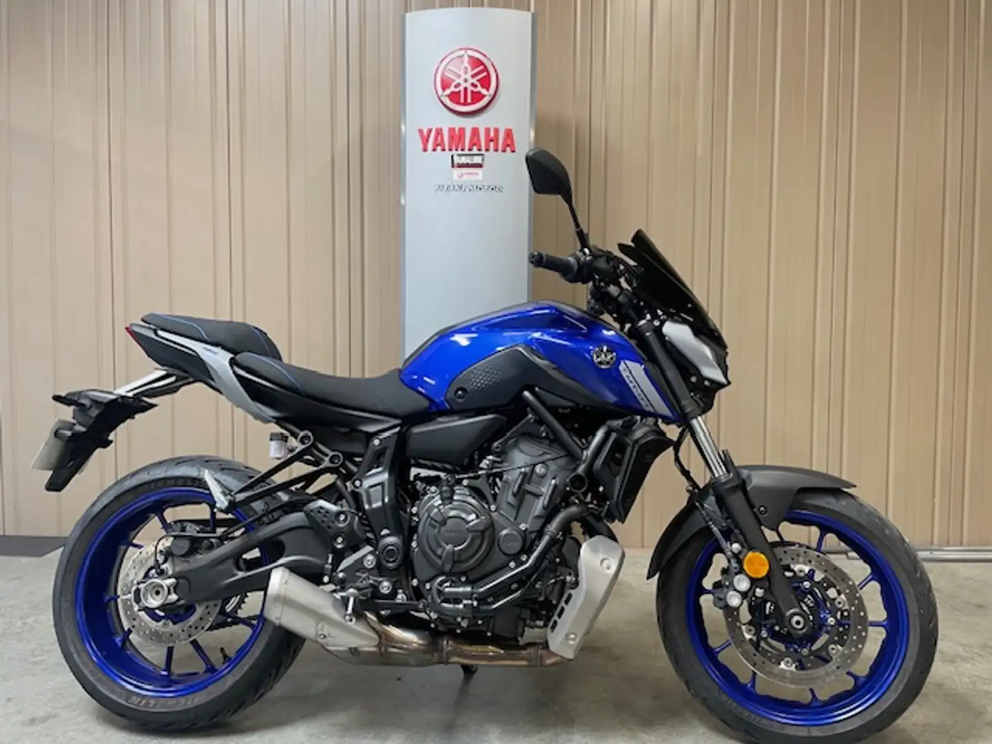 Yamaha MT-07 Bleu - 2