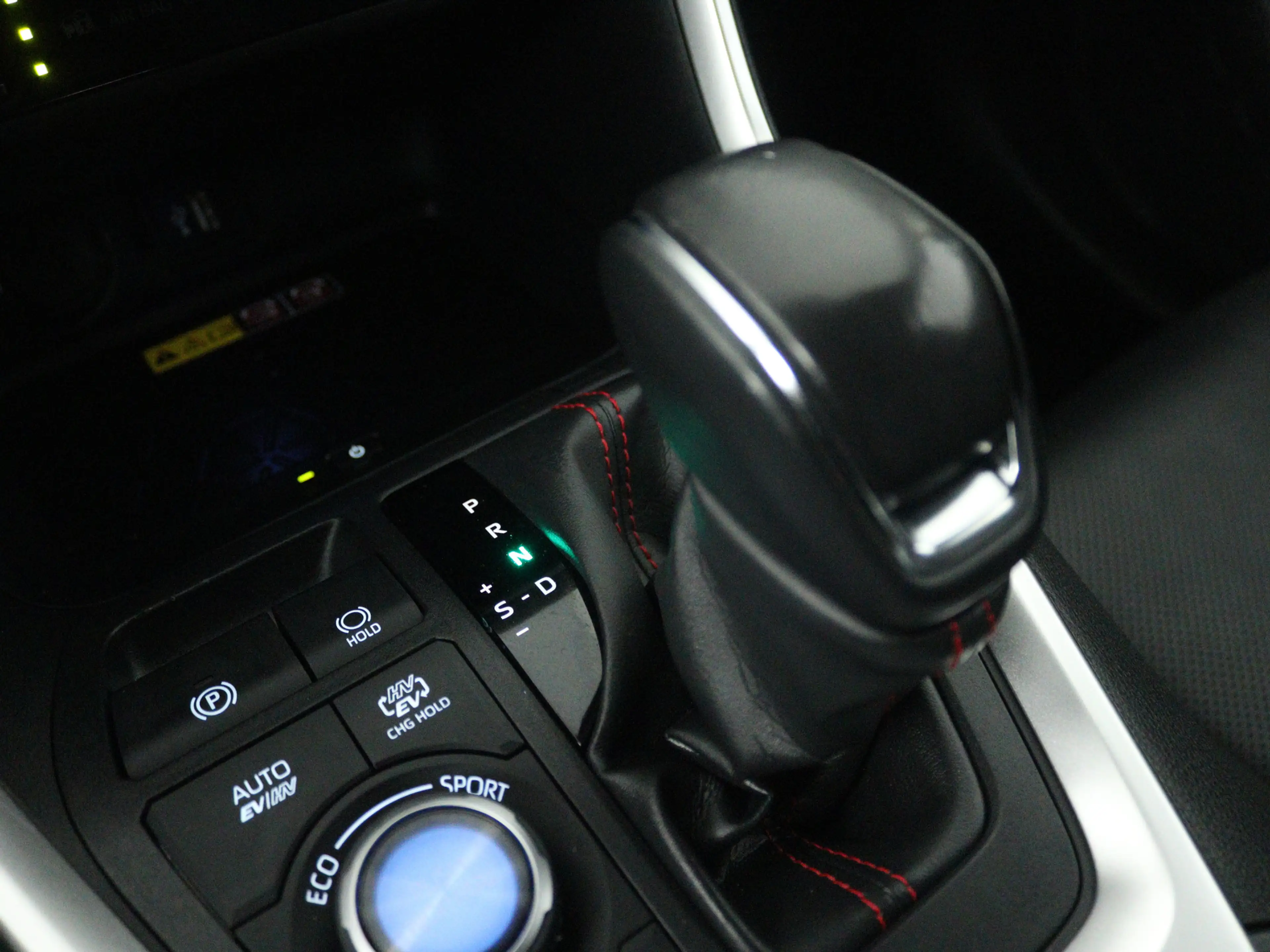 Toyota RAV 4 2.5 Plug-in Hybrid AWD Bi-Tone Plus | Navigatie | — photo 4