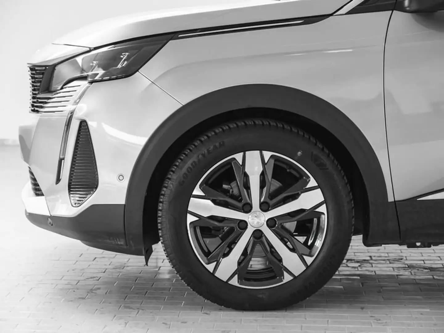 Peugeot 3008 BlueHDi 130 EAT8 S&S Allure - 2