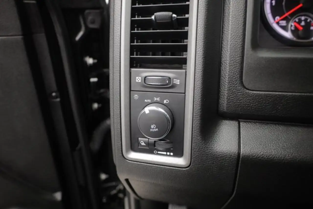 RAM 1500 photo RAM 1500