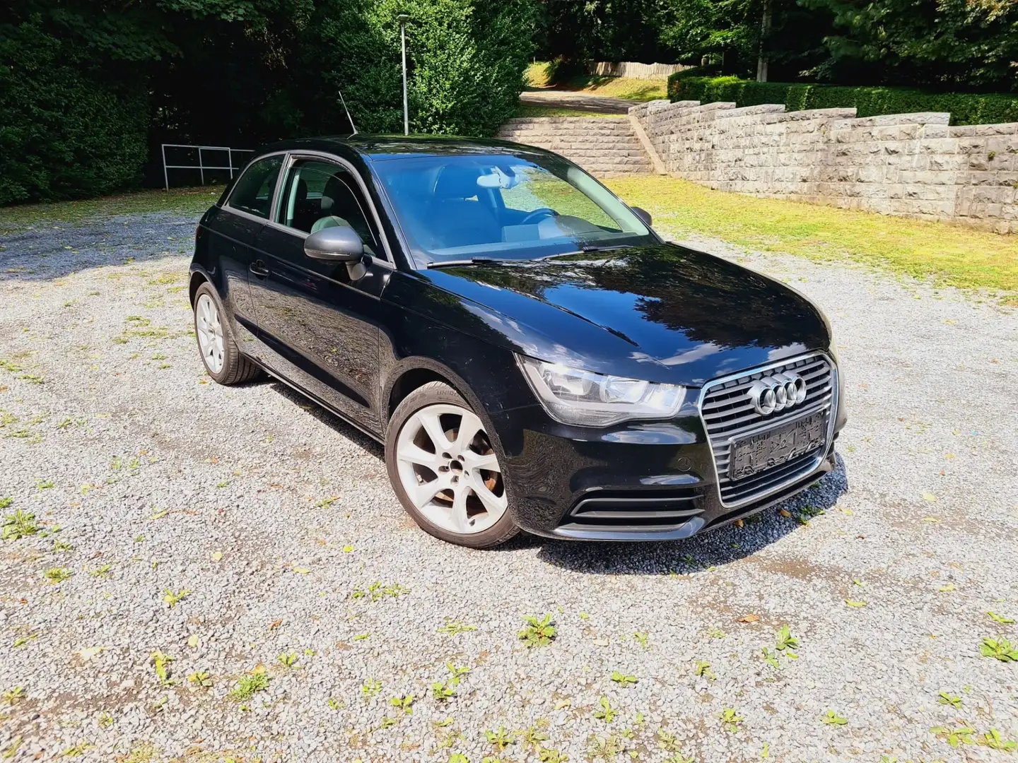 Audi A1 1.2 TFSI 86 - CLIM auto - Phares auto Noir - 1