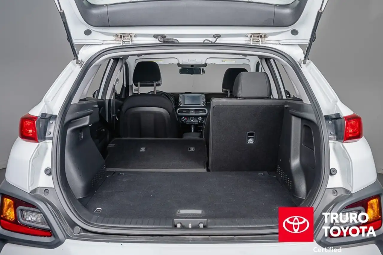 Hyundai KONA снимка Hyundai KONA