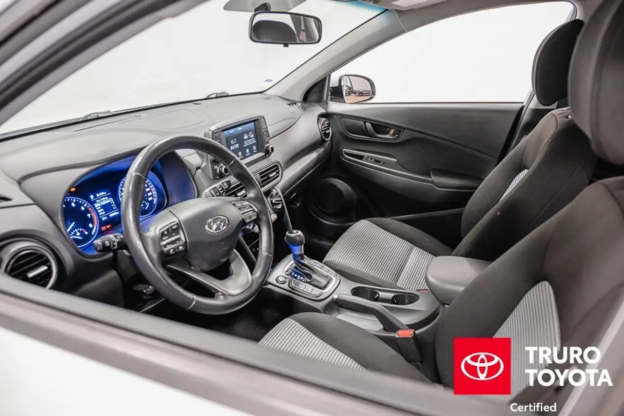 Hyundai KONA снимка Hyundai KONA