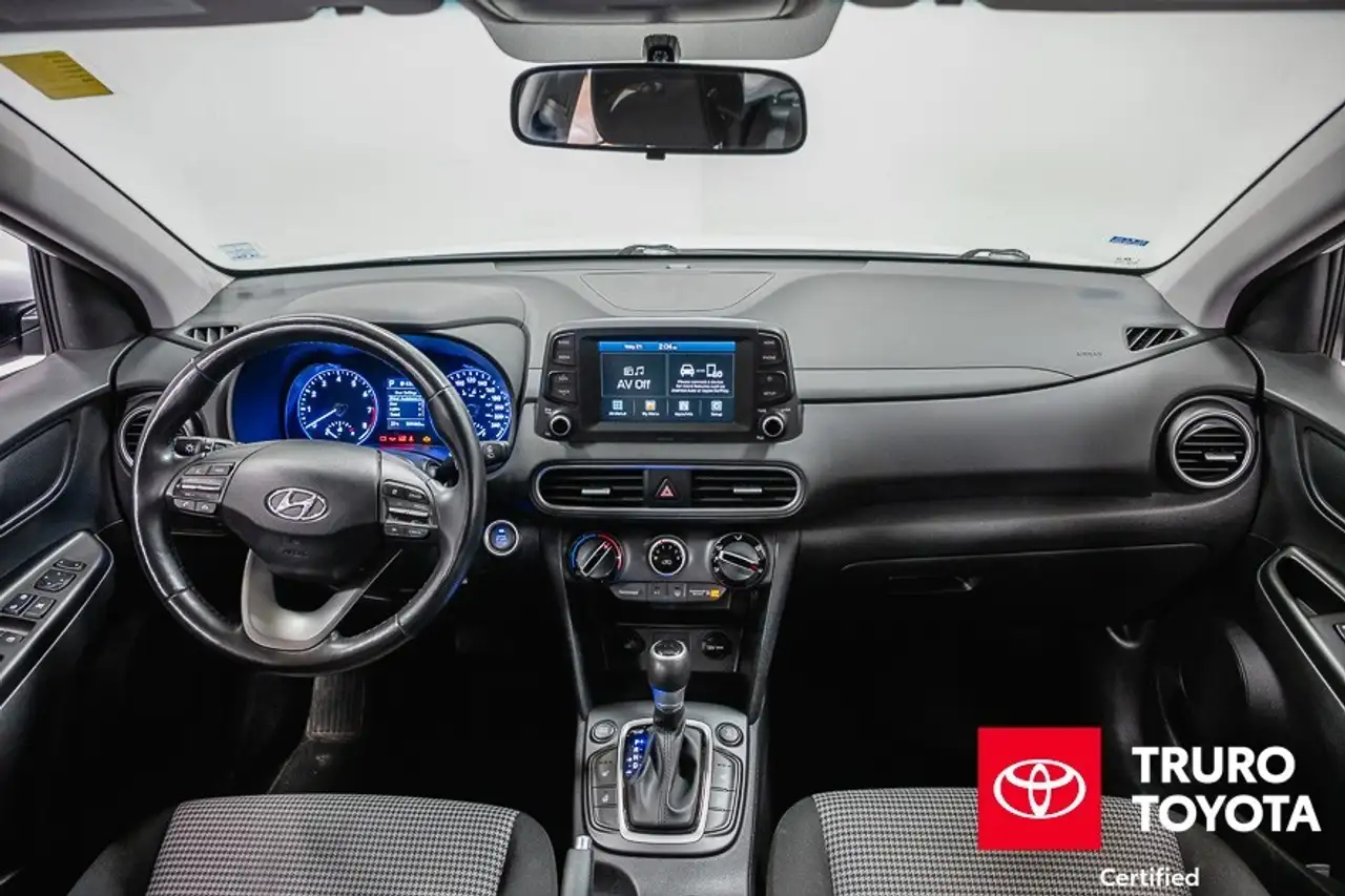 Hyundai KONA снимка Hyundai KONA