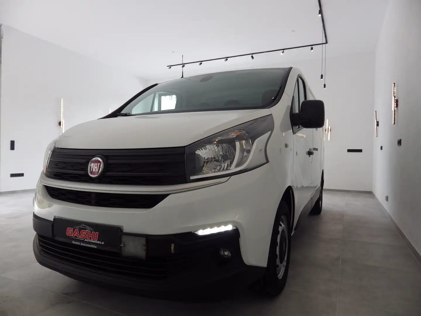 Fiat Talento L1H1 1,2t SX Weiß - 1
