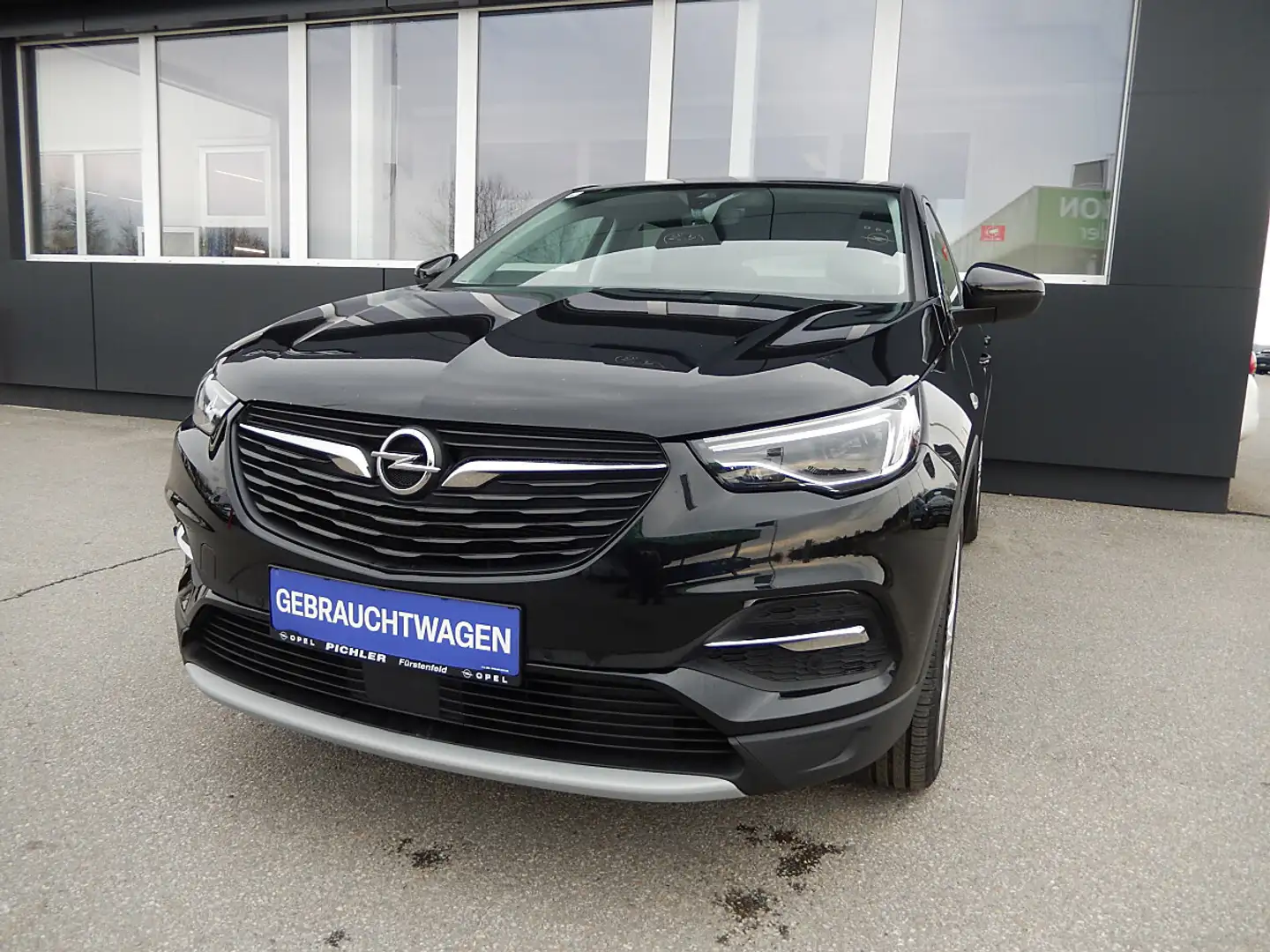 Opel Grandland X 1,6 Turbo PHEV Innovation 4WD Schwarz - 1