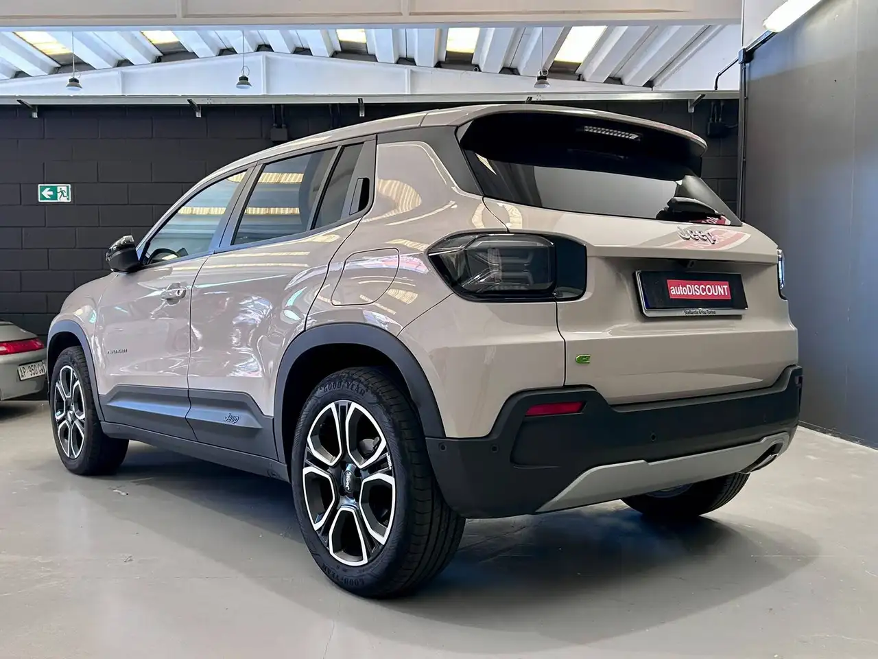 Jeep Avenger 1.2 turbo e-hybrid Summit 110cv edct6, миниатюра 3