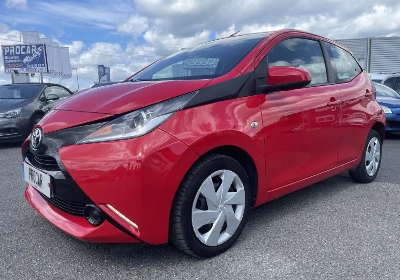 Toyota Aygo 1.0 VVT-I 69CH X-PLAY X-SHIFT 5P