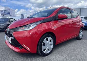 1.0 VVT-I 69CH X-PLAY X-SHIFT 5P