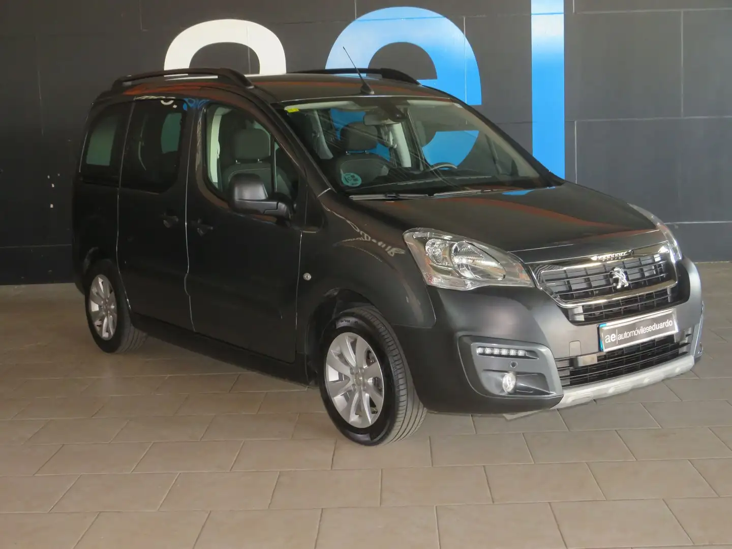 Peugeot Partner TEPEE Adventure Ed 1.2 PureTech 81KW - 2