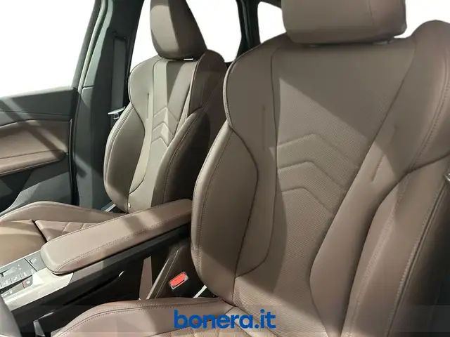BMW 2 Series view 15