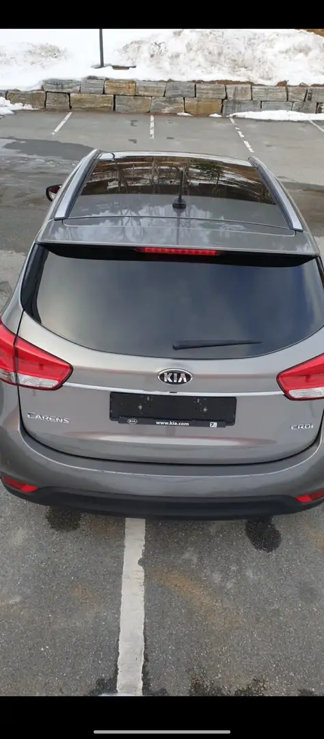 Kia Carens 1.7 CRDi 115 Fifa World Cup Edition - 2